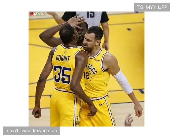 勇士掘金战术对抗分析 团队篮球对阵个人能力